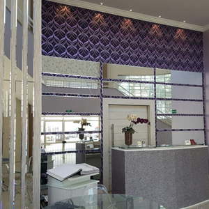 Recepção da Loja de Papel de Parede K&G