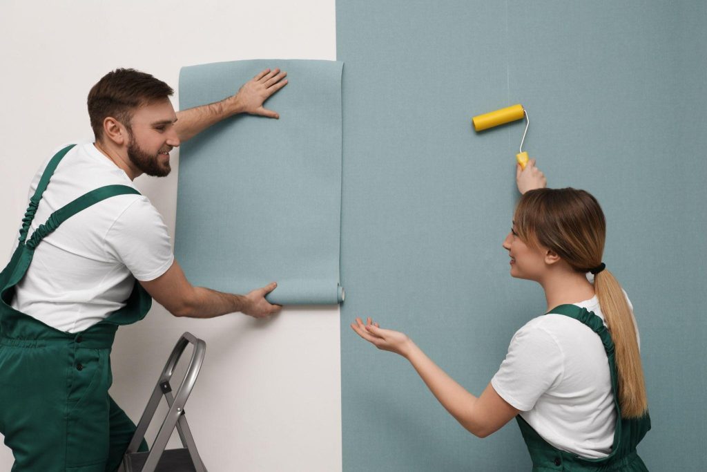 aplicando papel de parede